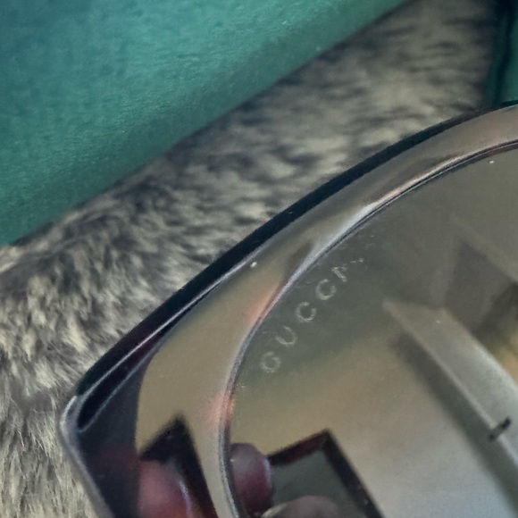 GUCCI sunglasses - Picture 7 of 10